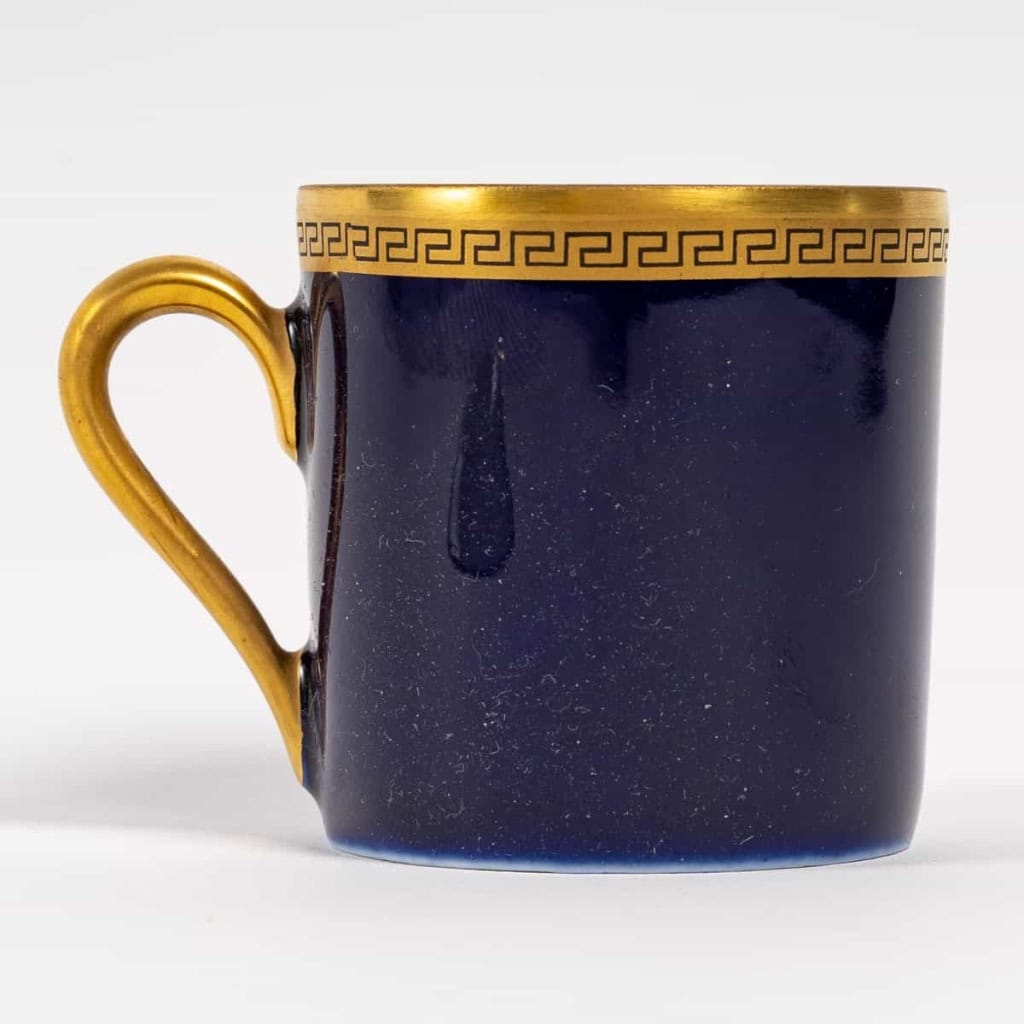 Série de tasses et sous-tasses en porcelaine de limoge, début XXème siècle | Biron Série de tasses et sous-tasses en porcelaine de limoge, début XXème siècle