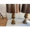 1950/70 Paire De Lampes à l’Ananas en Bronze, Abat-jour en Laiton, Signée Charles & Fils Made In France ,Modéle Unique D | Biron 1950/70 Paire De Lampes à l’Ananas en Bronze, Abat-jour en Laiton, Signée Charles & Fils Made In France ,Modéle Unique D