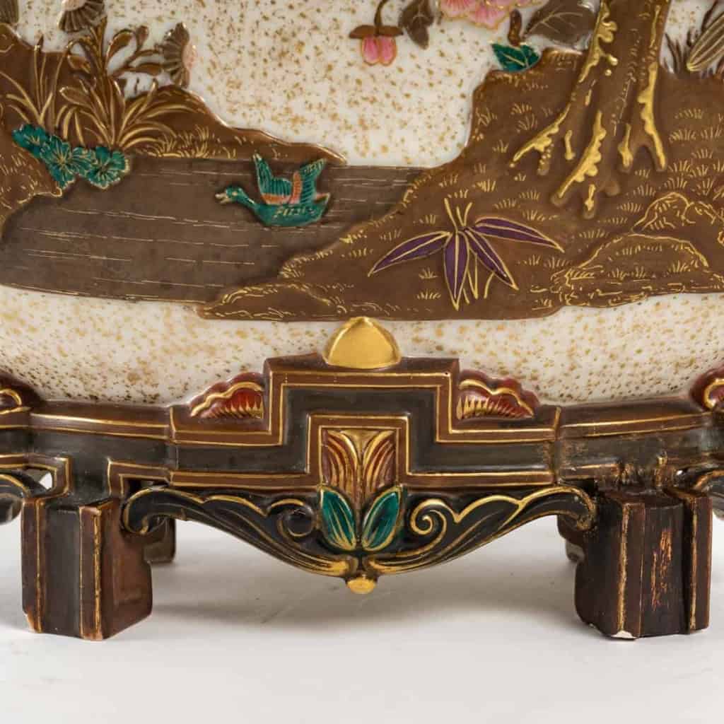 Gourde plate « Hooh Flask », Royal Worcester 1874 | Biron Gourde plate "Hooh Flask", Royal Worcester 1874