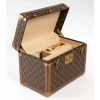 Malette de voyage, boîte à pharmacie de Louis Vuitton, circa 1950-1960 | Biron Malette de voyage, boîte à pharmacie de Louis Vuitton, circa 1950-1960