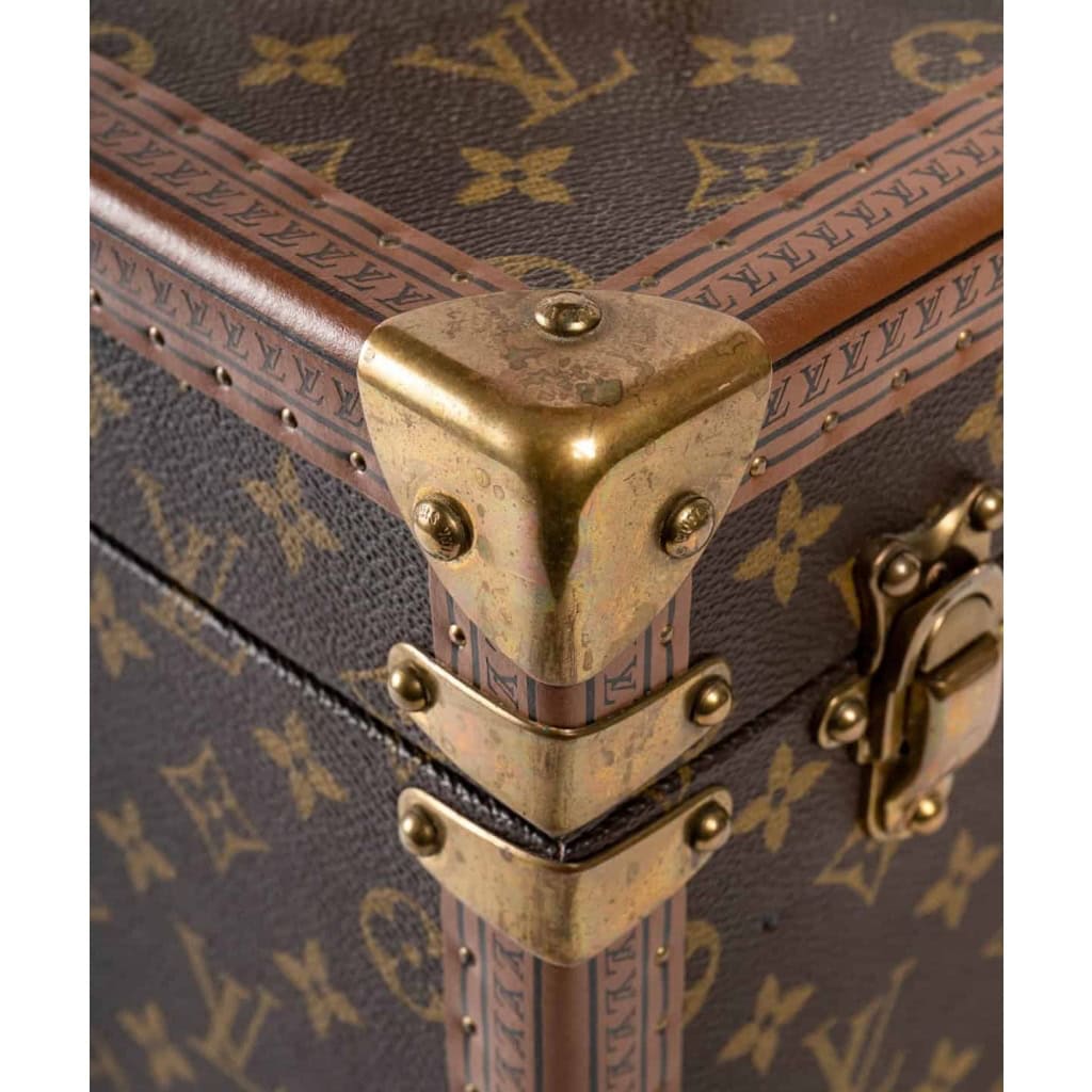 Malette de voyage, boîte à pharmacie de Louis Vuitton, circa 1950-1960 | Biron Malette de voyage, boîte à pharmacie de Louis Vuitton, circa 1950-1960