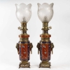 Rare paire de lampes à gaz émaillé dans le goût chinois, travail d’époque, XIXème siècle | Biron ||||||||