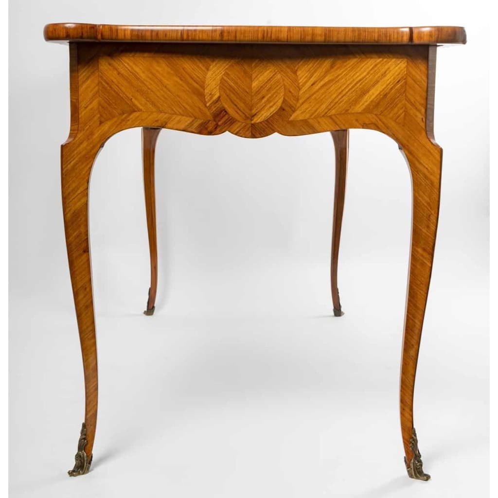 Table à jeux tric-trac de style Louis XV. | Biron Table à jeux tric-trac de style Louis XV.