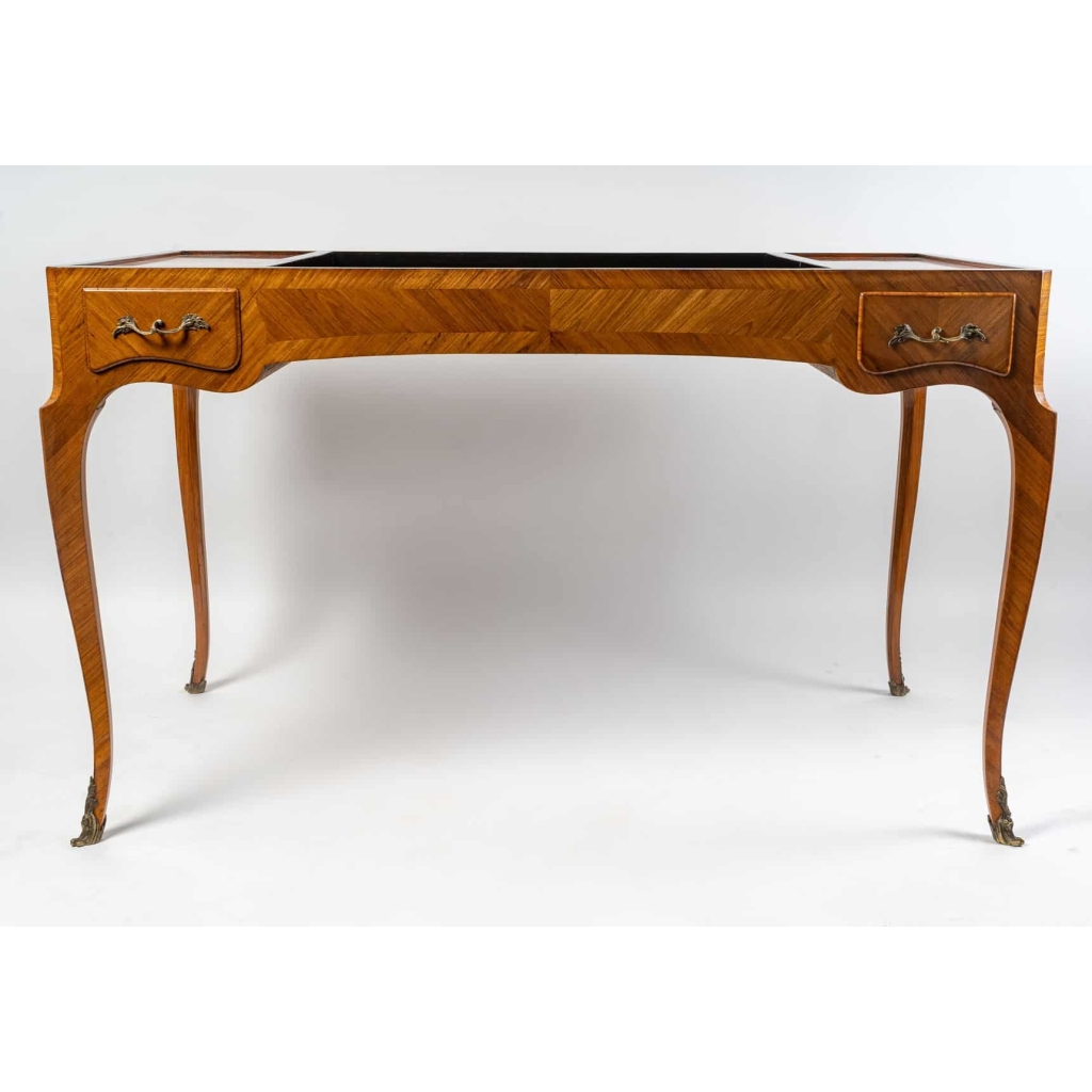Table à jeux tric-trac de style Louis XV. | Biron Table à jeux tric-trac de style Louis XV.