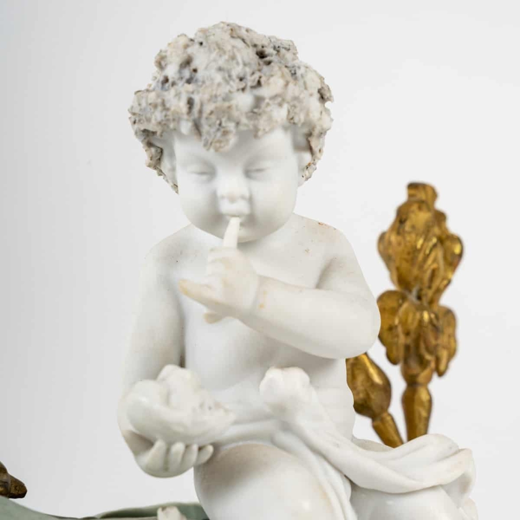 Jardinière en biscuit du XIXème siècle | Biron Jardinière en biscuit du XIXème siècle