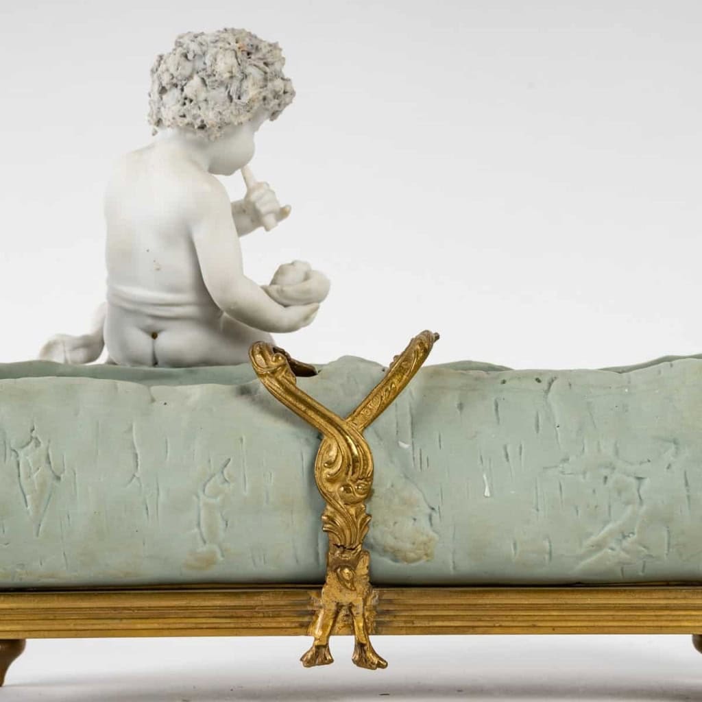 Jardinière en biscuit du XIXème siècle | Biron Jardinière en biscuit du XIXème siècle