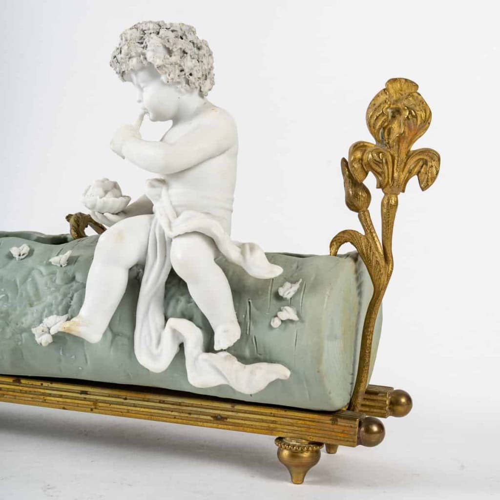 Jardinière en biscuit du XIXème siècle | Biron Jardinière en biscuit du XIXème siècle