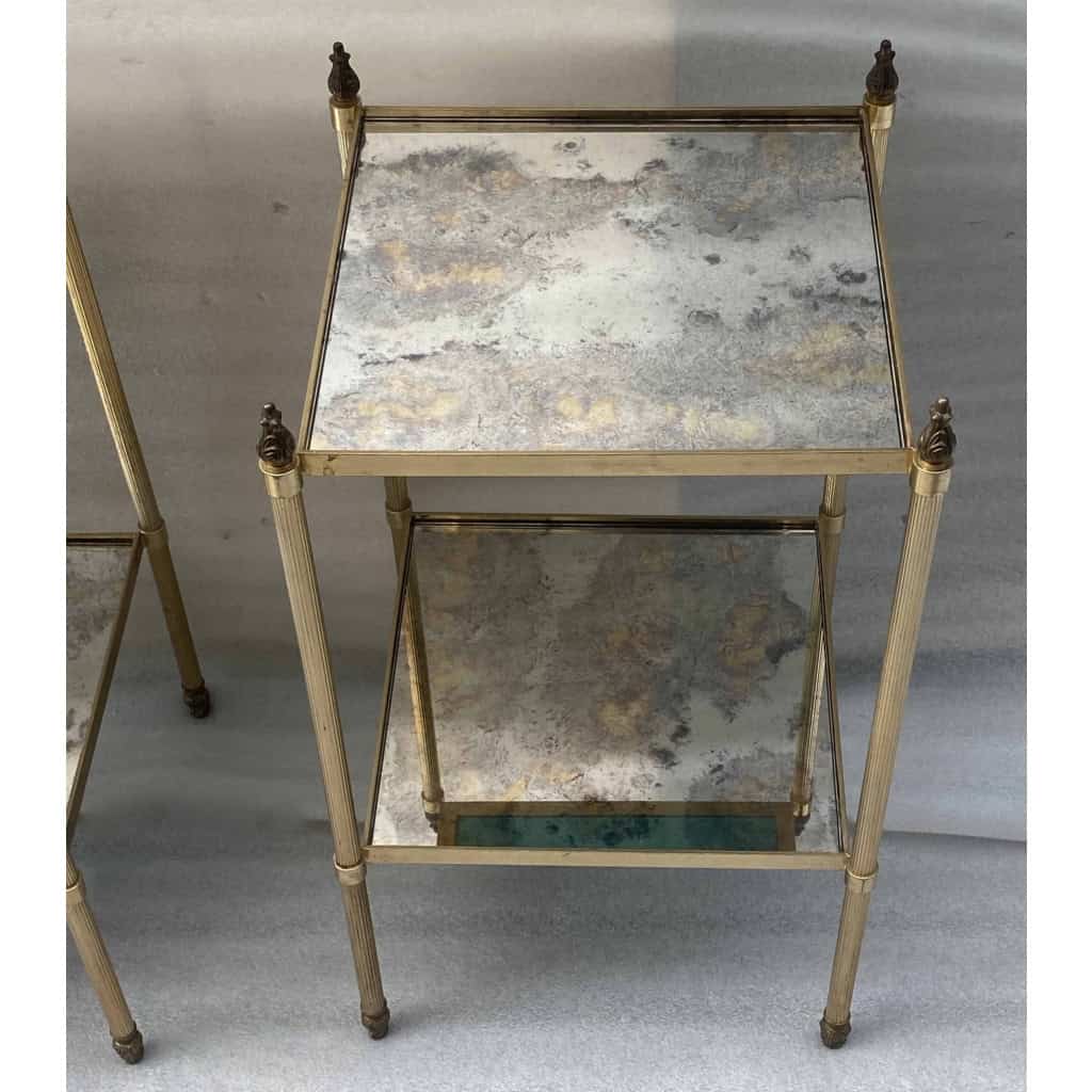 1970′ Paire de Bouts de Canapé Carrés Maison Baguès Plateaux Miroirs Oxydés Argentés Avec Pots A Feux 34X34X H 59 cm | Biron 1970′ Paire de Bouts de Canapé Carrés Maison Baguès Plateaux Miroirs Oxydés Argentés Avec Pots A Feux 34X34X H 59 cm