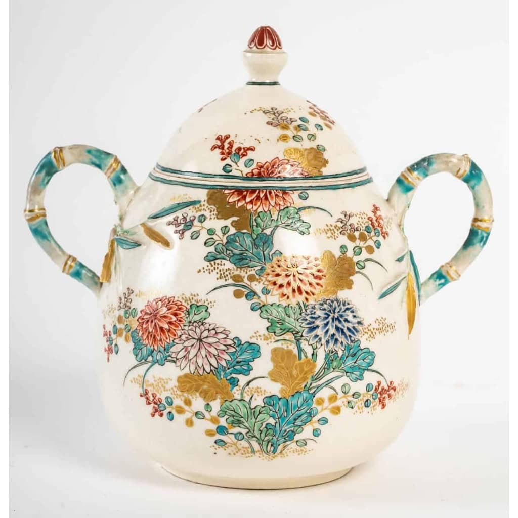 Service japonais, XIXème siècle, 7 pièces | Biron Service japonais, XIXème siècle, 7 pièces