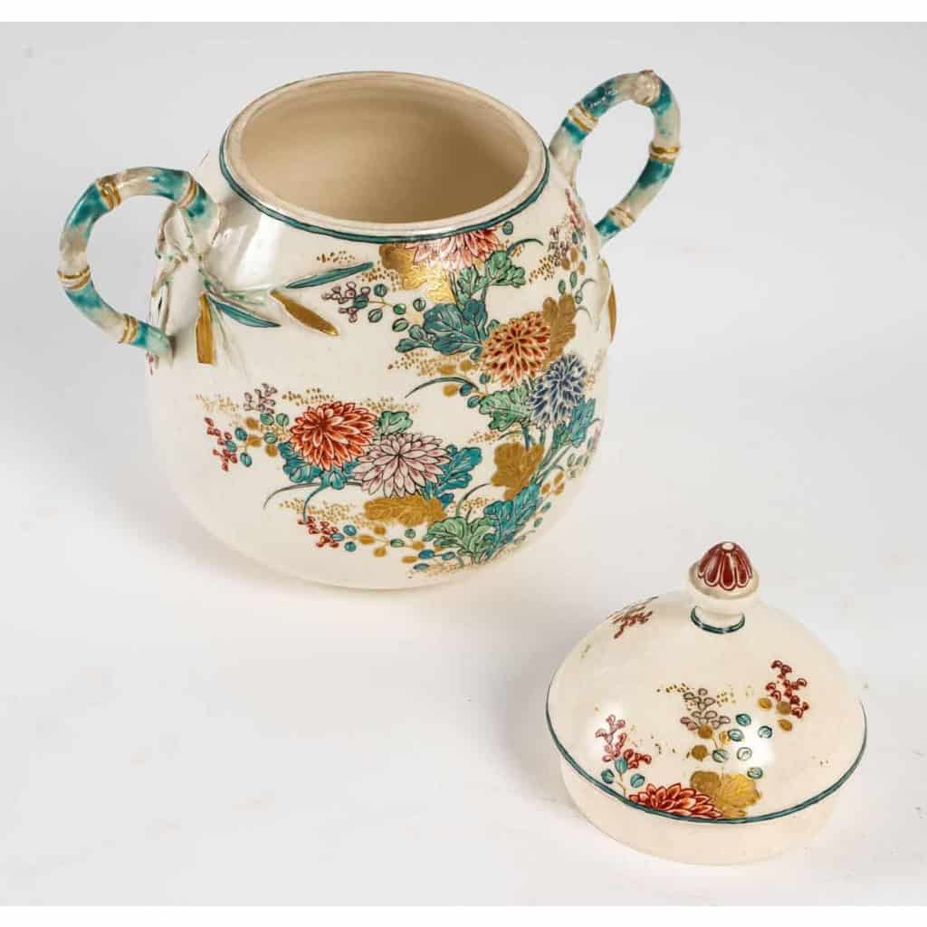Service japonais, XIXème siècle, 7 pièces | Biron Service japonais, XIXème siècle, 7 pièces
