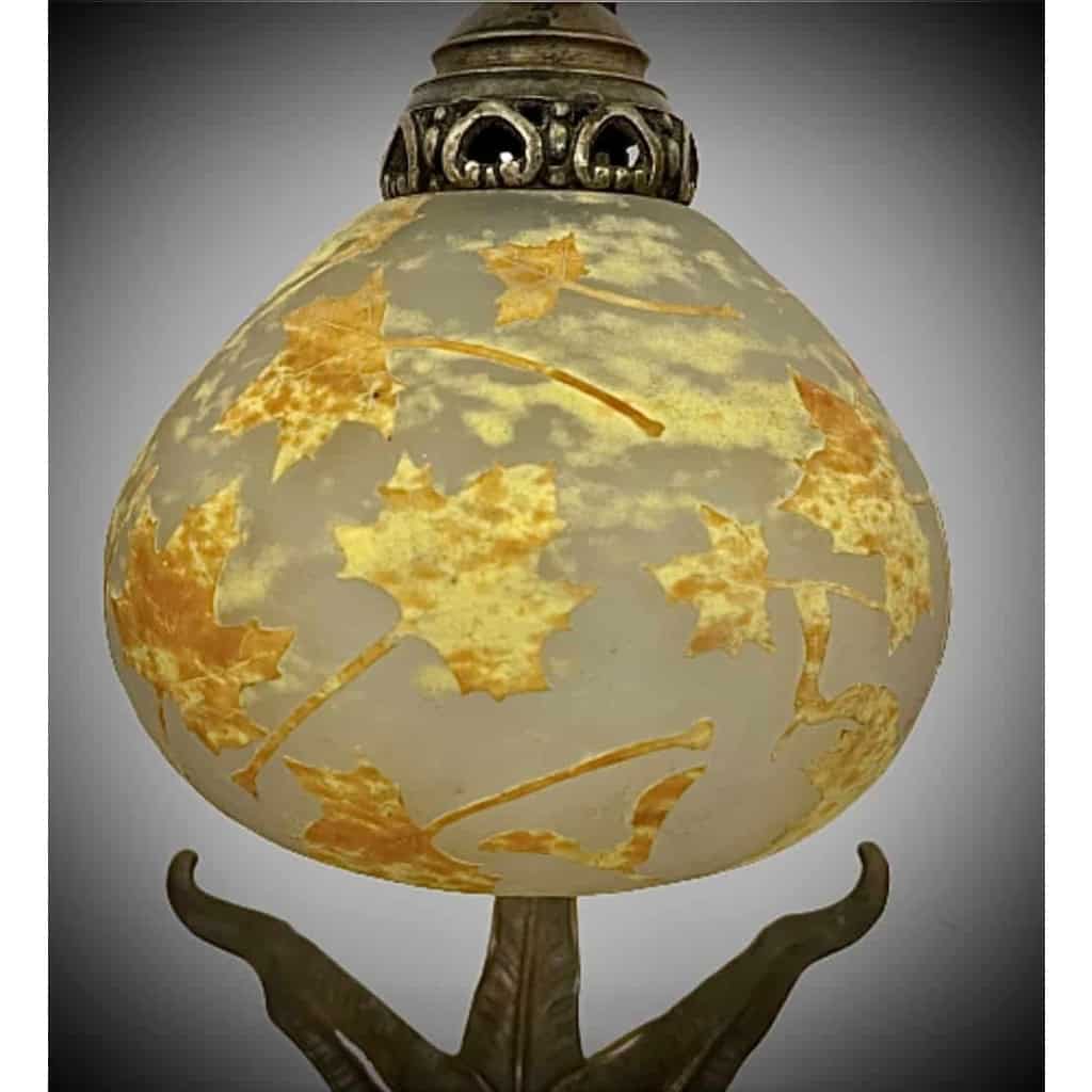 RARE LAMPE DE DAUM ET MAJORELLE