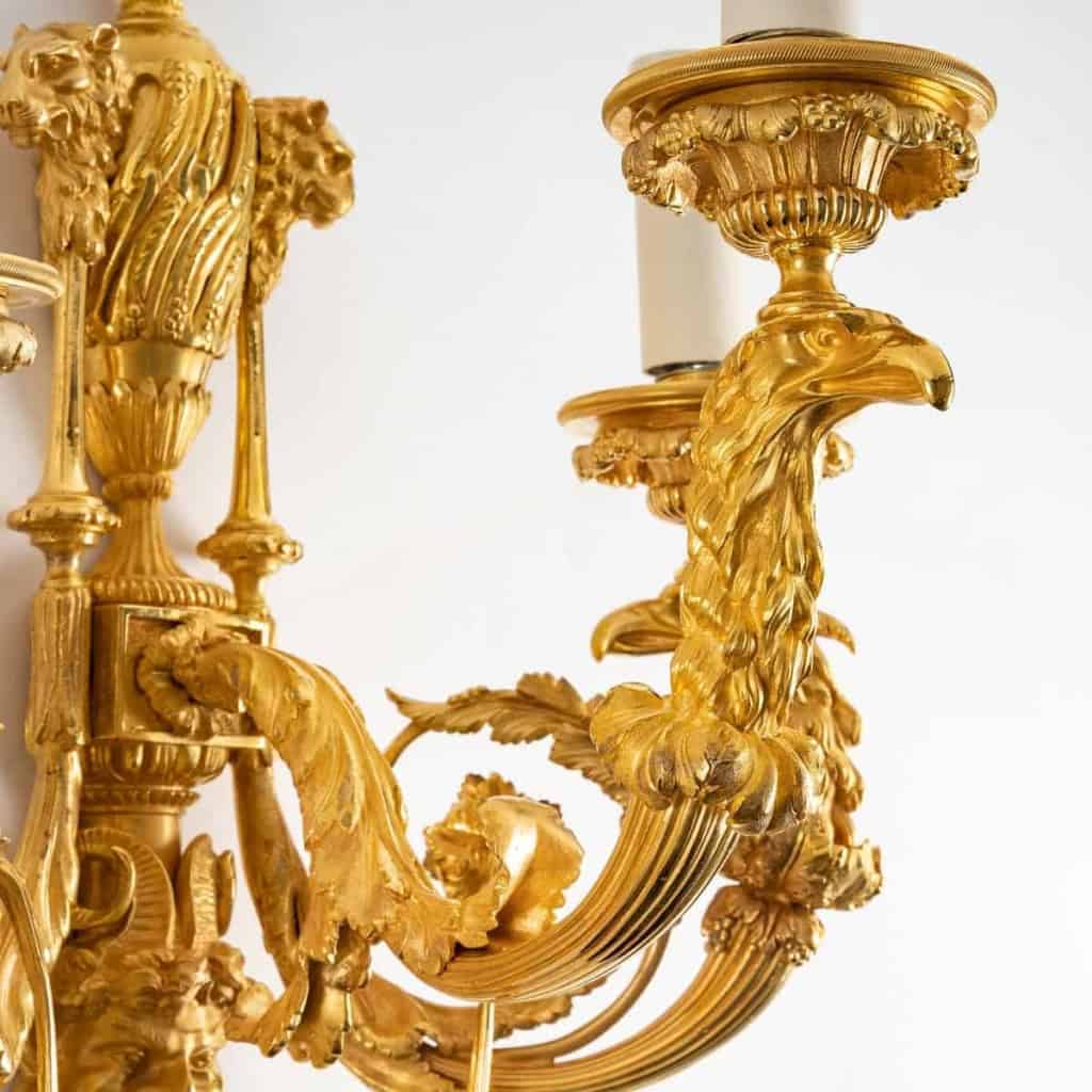 Paire d’appliques en bronze doré bien ciselé dans le style Louis XIV | Biron Paire d'appliques en bronze doré bien ciselé dans le style Louis XIV