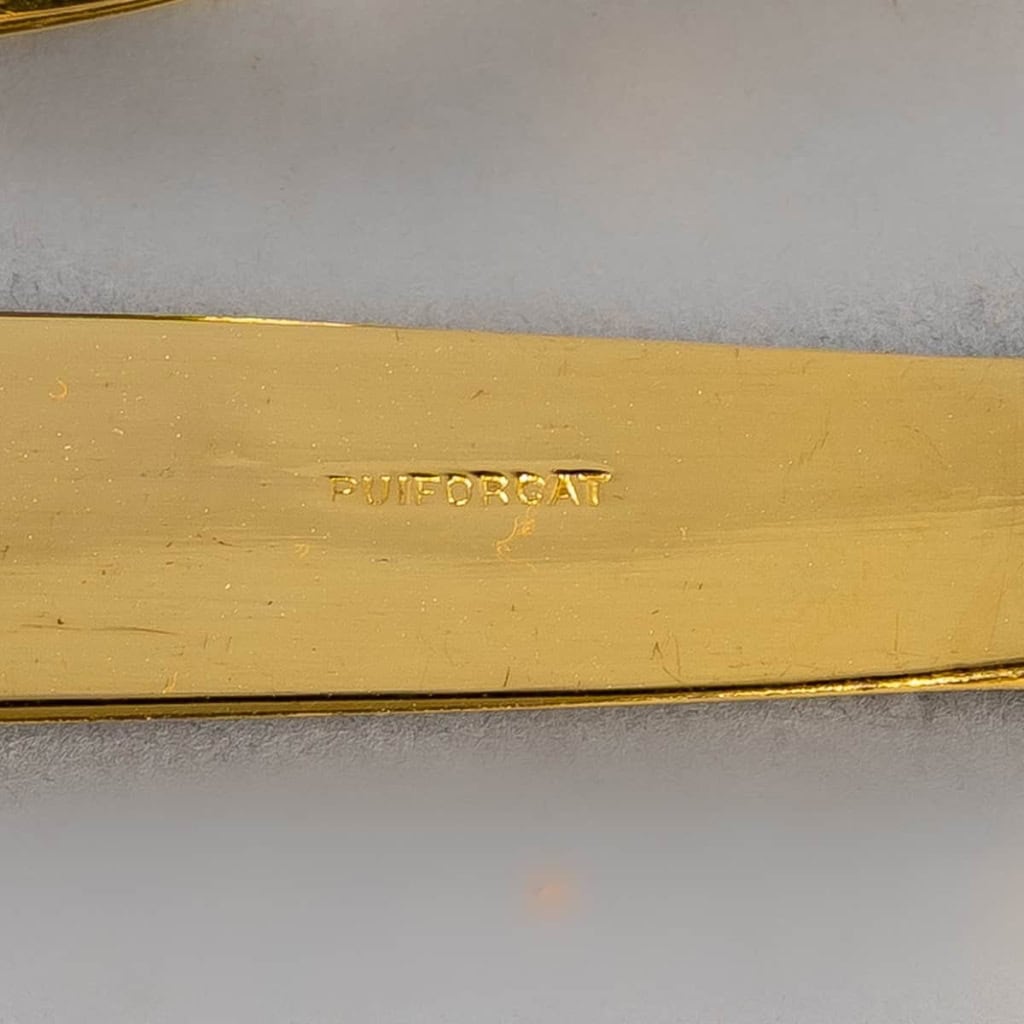 Ménagère « Noailles » vermeil (argent massif plaqué or) de PUIFORCAT – 72 pièces | Biron Ménagère "Noailles" vermeil (argent massif plaqué or) de PUIFORCAT - 72 pièces