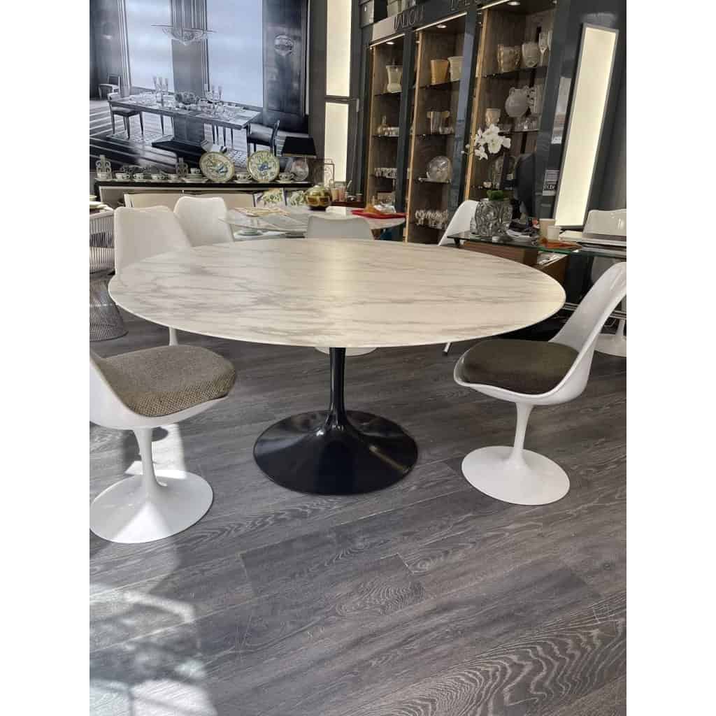 Eero Saarinen pour Knoll : Table Saarinen en marbre Calacatta Oro vernis mat- ronde 151 cm | Biron Eero Saarinen pour Knoll : Table Saarinen en marbre Calacatta Oro vernis mat- ronde 151 cm