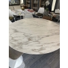 Eero Saarinen pour Knoll : Table Saarinen en marbre Calacatta Oro vernis mat- ronde 151 cm | Biron Eero Saarinen pour Knoll : Table Saarinen en marbre Calacatta Oro vernis mat- ronde 151 cm