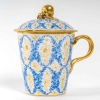 Trembleuse en porcelaine de Paris, XIXème siècle. | Biron Trembleuse en porcelaine de Paris, XIXème siècle.