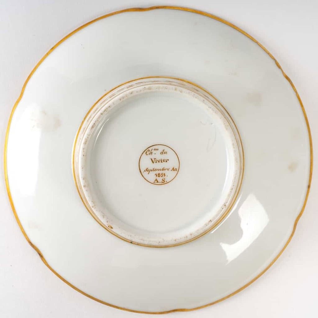 Trembleuse en porcelaine de Paris, XIXème siècle. | Biron Trembleuse en porcelaine de Paris, XIXème siècle.