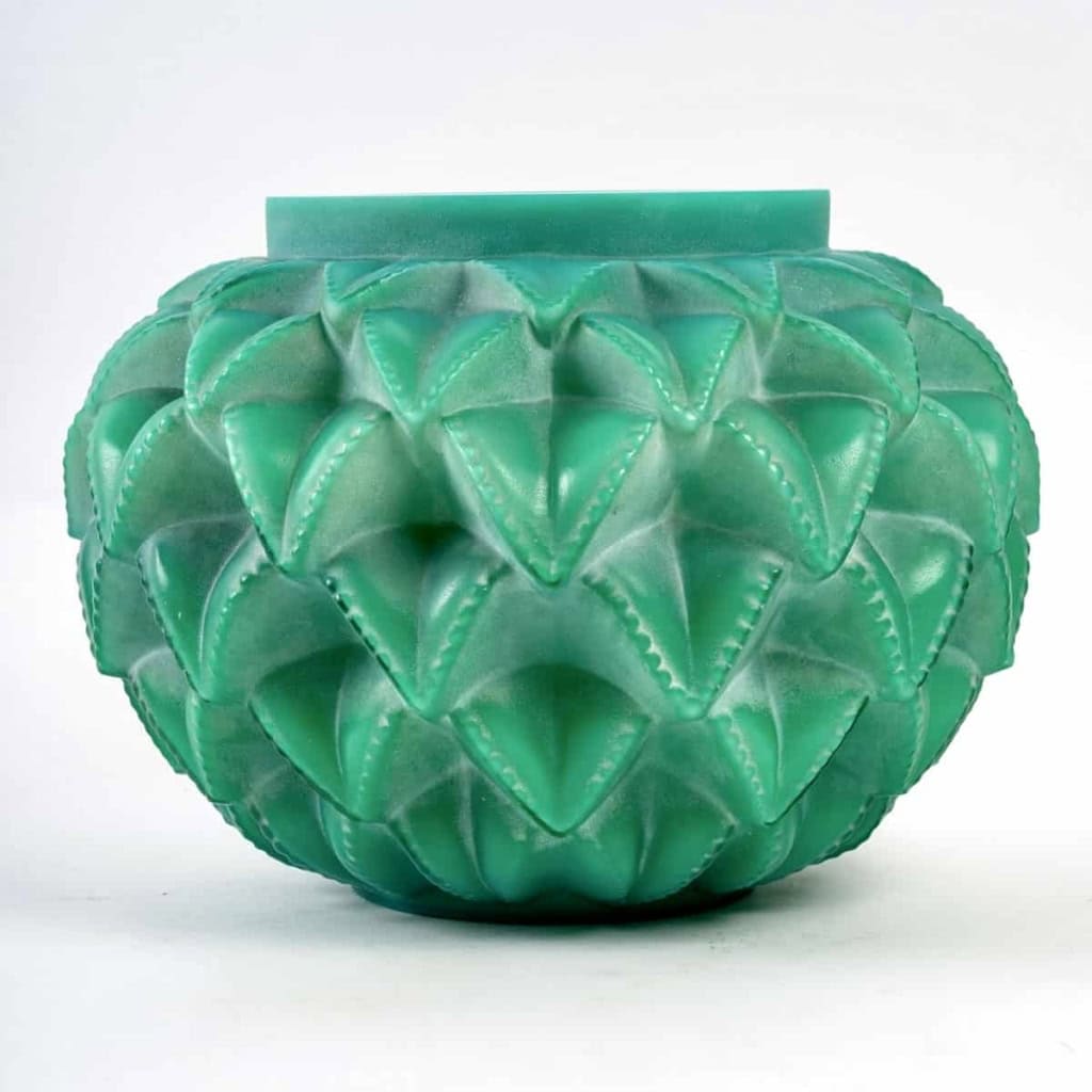 Vase « Languedoc » verre multicouches vert jade de René LALIQUE | Biron Vase "Languedoc" verre multicouches vert jade de René LALIQUE