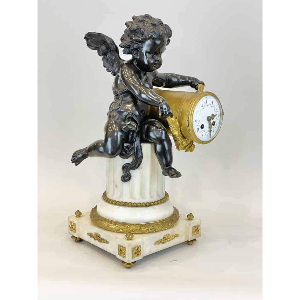 Grande garniture de cheminée aux amours, Paris, Circa 1855 | Biron Grande garniture de cheminée aux amours, Paris, Circa 1855