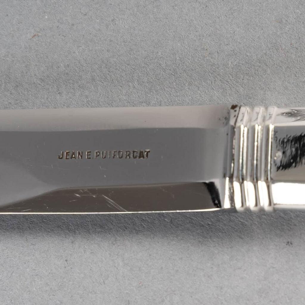 Ménagère « Bayonnne » argent massif de Jean E. Puiforcat – 56 pièces | Biron Ménagère "Bayonnne" argent massif de Jean E. Puiforcat - 56 pièces