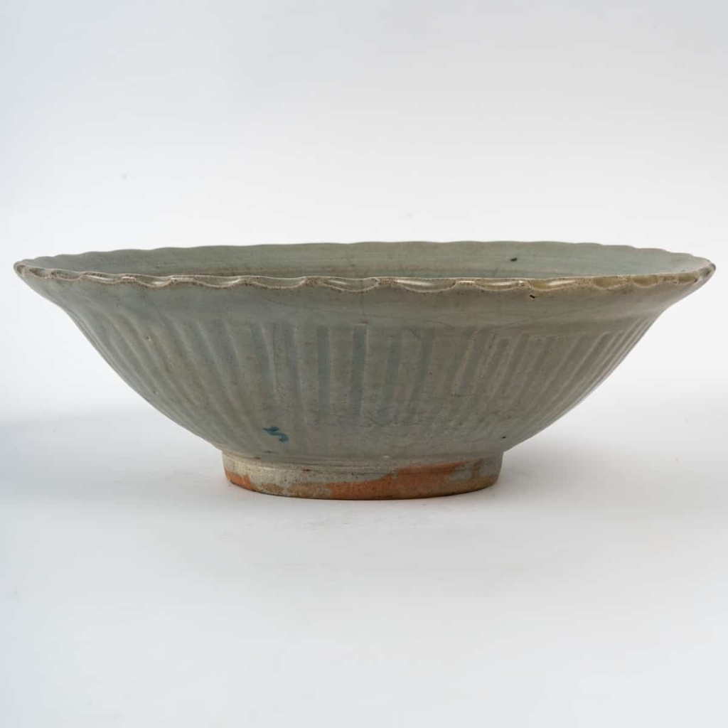 Assiette celadon Sangkhalok, Siam 14ème / 15ème | Biron Assiette celadon Sangkhalok, Siam 14ème / 15ème