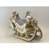 Grand biscuit de Sitzendorf, Allemagnen Circa 1900 | Biron Grand biscuit de Sitzendorf, Allemagnen Circa 1900