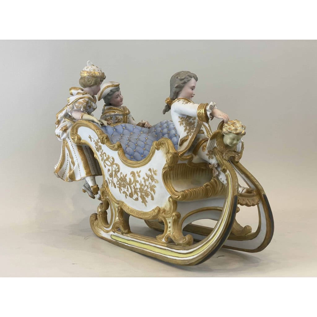 Grand biscuit de Sitzendorf, Allemagnen Circa 1900 | Biron Grand biscuit de Sitzendorf, Allemagnen Circa 1900