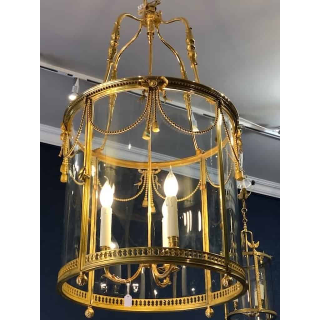 Grande lanterne de style Louis XVI.