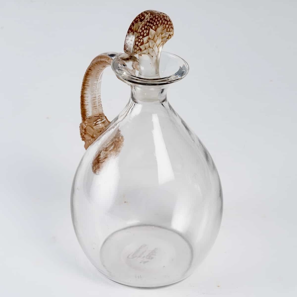 Carafe « Satyre » verre blanc patiné sépia de René LALIQUE | Biron ||||||