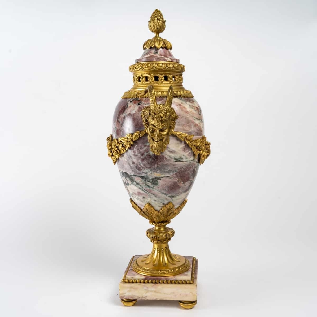 Paire de cassolettes d’époque Napoléon III (1851 – 1870). | Biron Paire de cassolettes d'époque Napoléon III (1851 - 1870).