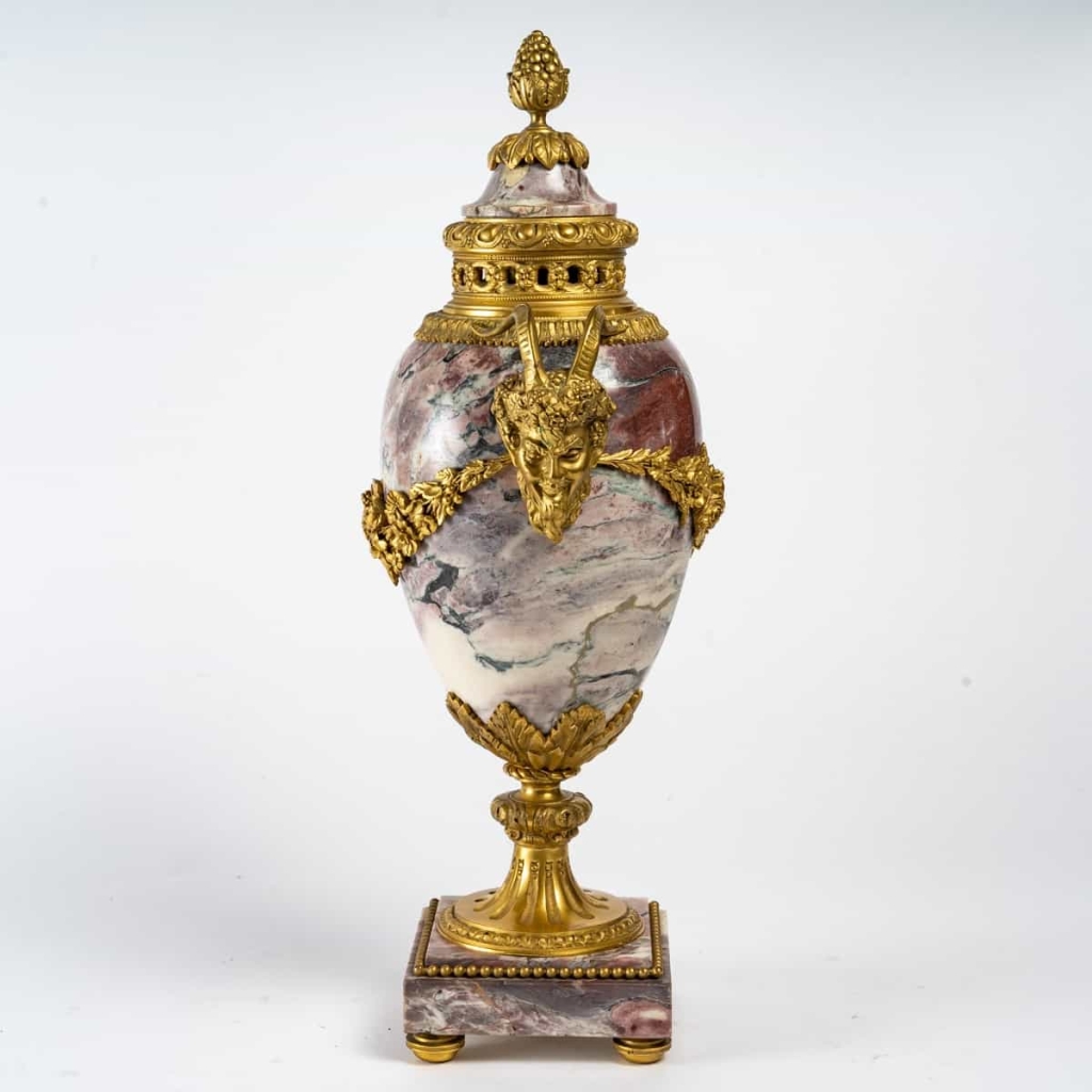 Paire de cassolettes d’époque Napoléon III (1851 – 1870). | Biron Paire de cassolettes d'époque Napoléon III (1851 - 1870).