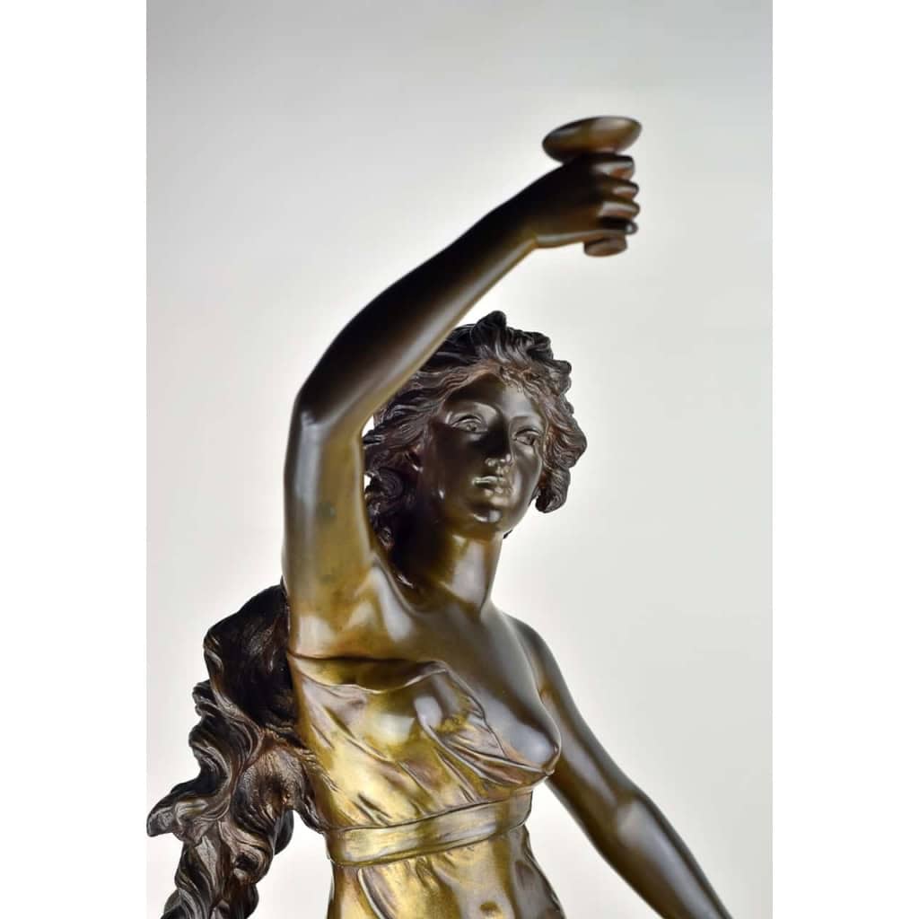 Hébé par Edouard DROUOT, Circa 1909