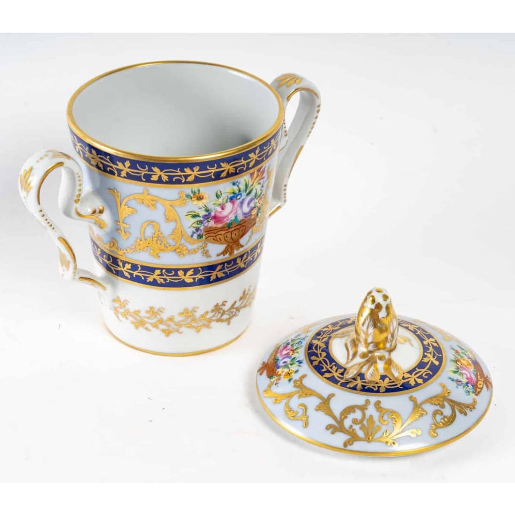 Tasse trembeuse Le Tallec, « Baron Jourdan » | Biron Tasse trembeuse Le Tallec, "Baron Jourdan"