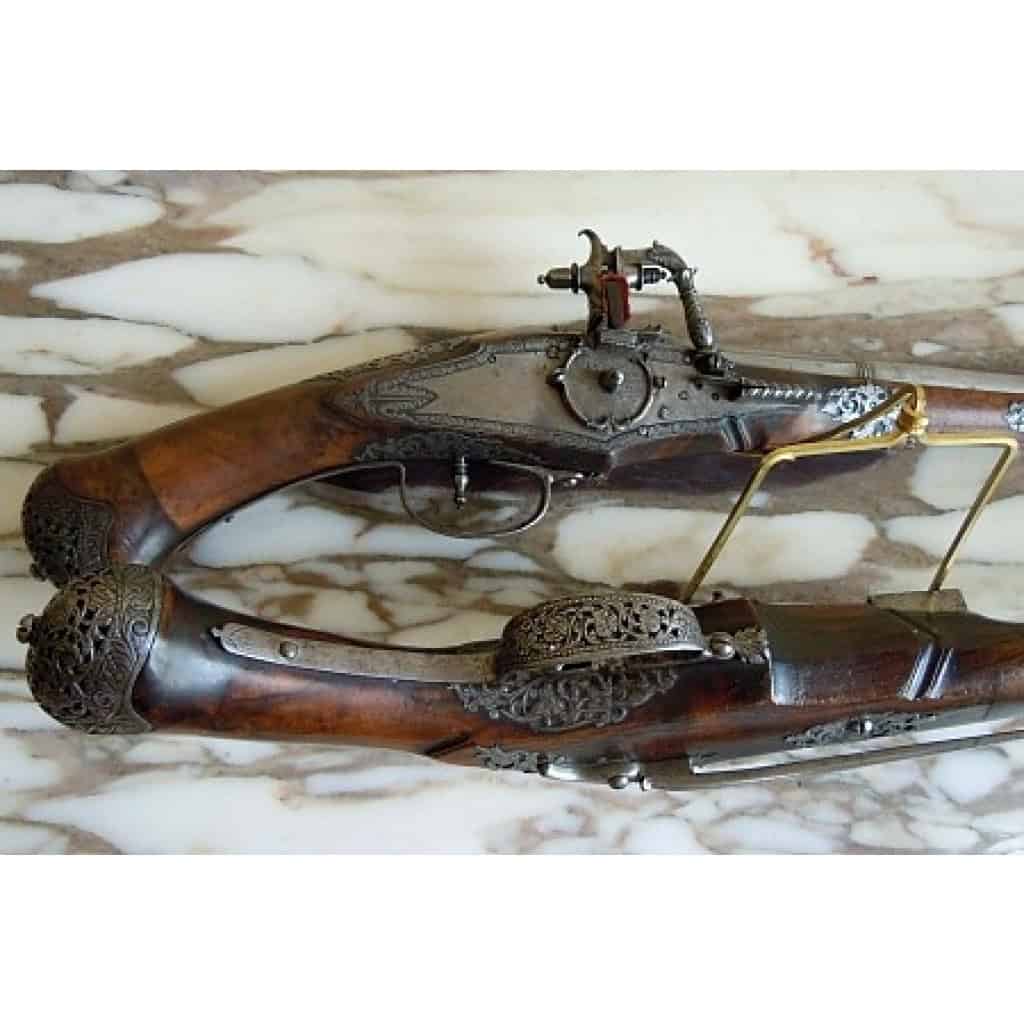 PAIRE DE ¨PISTOLETS A ROUET PAR COMINAZO | Biron PAIRE DE ¨PISTOLETS A ROUET PAR COMINAZO