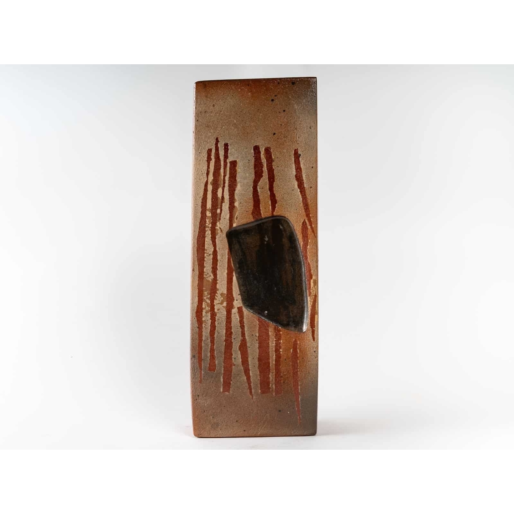 Vase architecture en céramique par Nicole Giroud | Biron ||||||