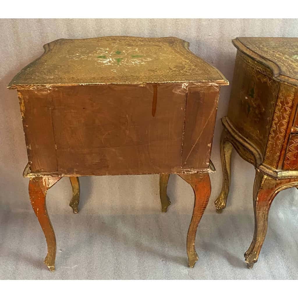 1950/70 Paire De Chevets Italiens Bois Doré 47 X 30 X H 59 cm