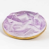 Broche « Papillons » verre blanc sur clinquant violet de René LALIQUE | Biron Broche "Papillons" verre blanc sur clinquant violet de René LALIQUE
