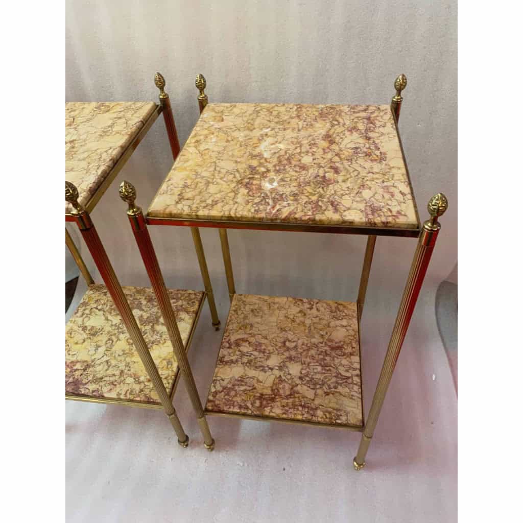 1950/70′ Paire De Bouts De Canapés En Laiton à 2 Niveaux Maison Bagués Plateaux Bréche Escalette 33 X 33 XH 66 cm