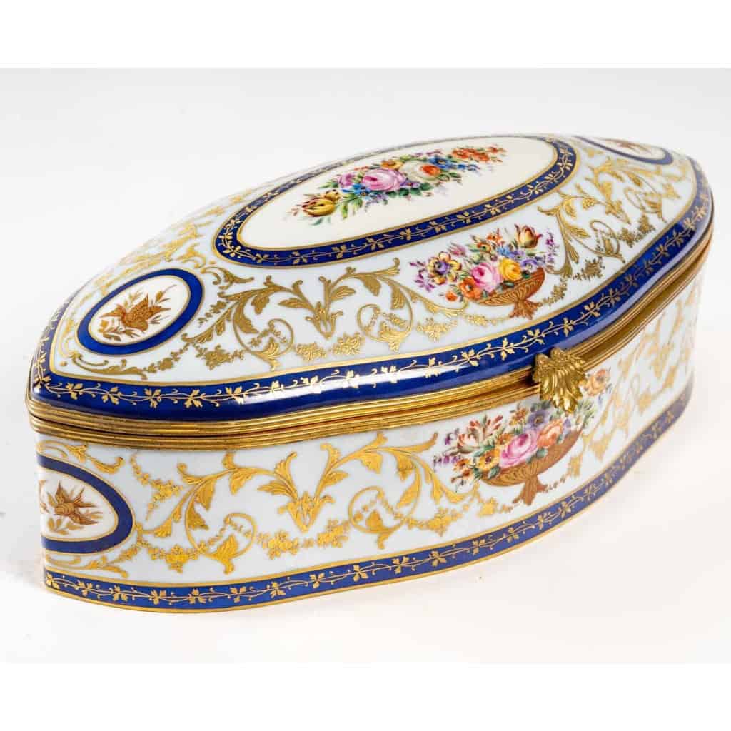Le Tallec, Coupe verrière ou jardinière aux oiseaux et paipillons polychromes | Biron Le Tallec, Coupe verrière ou jardinière aux oiseaux et paipillons polychromes
