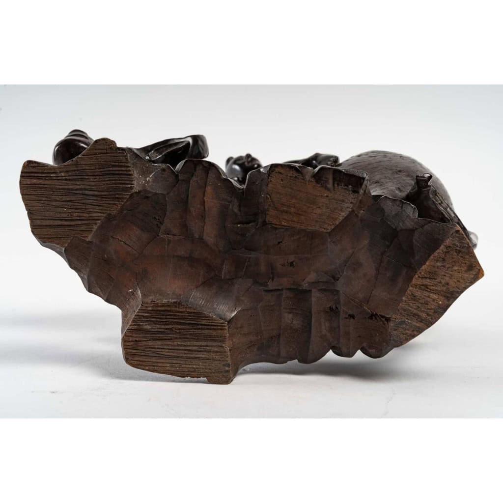 Enfant sur buffle, bois avec incrustations de lamelles métalliques, Chine. | Biron Enfant sur buffle, bois avec incrustations de lamelles métalliques, Chine.