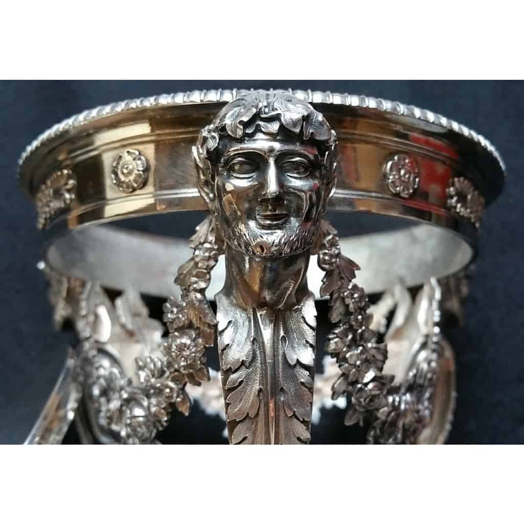 BONBONNIÈRE EN ARGENT DE FORME ATHÉNIENNE PAR JEAN-BAPTISTE-CLAUDE ODIOT | Biron BONBONNIÈRE EN ARGENT DE FORME ATHÉNIENNE PAR JEAN-BAPTISTE-CLAUDE ODIOT