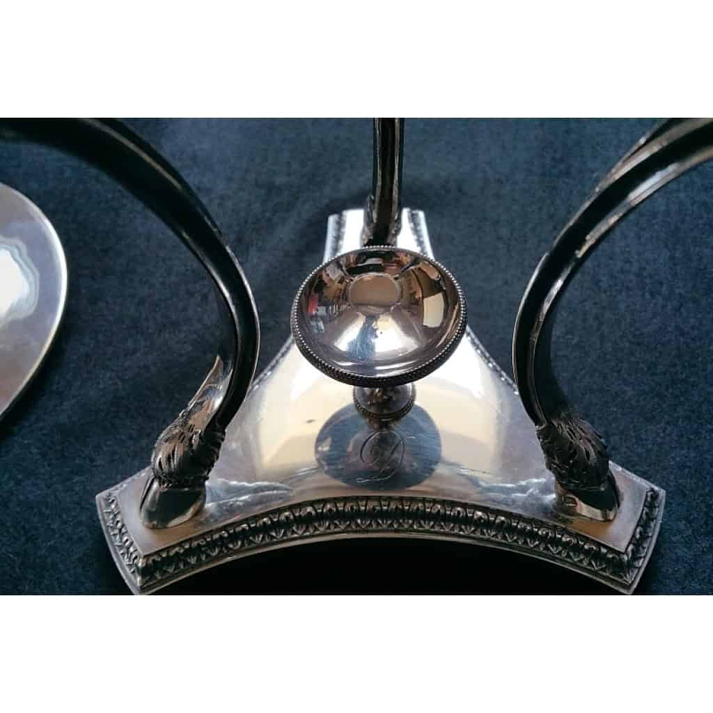 BONBONNIÈRE EN ARGENT DE FORME ATHÉNIENNE PAR JEAN-BAPTISTE-CLAUDE ODIOT | Biron BONBONNIÈRE EN ARGENT DE FORME ATHÉNIENNE PAR JEAN-BAPTISTE-CLAUDE ODIOT