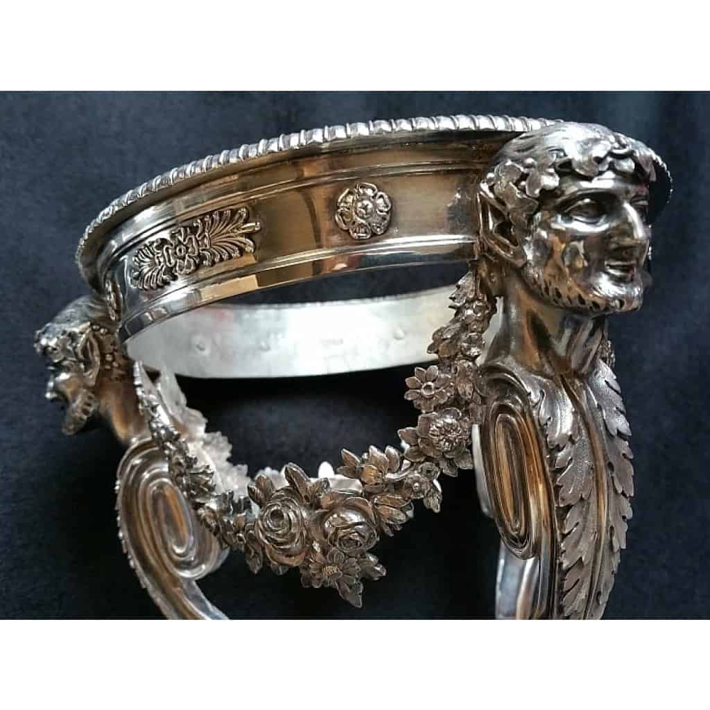 BONBONNIÈRE EN ARGENT DE FORME ATHÉNIENNE PAR JEAN-BAPTISTE-CLAUDE ODIOT | Biron BONBONNIÈRE EN ARGENT DE FORME ATHÉNIENNE PAR JEAN-BAPTISTE-CLAUDE ODIOT