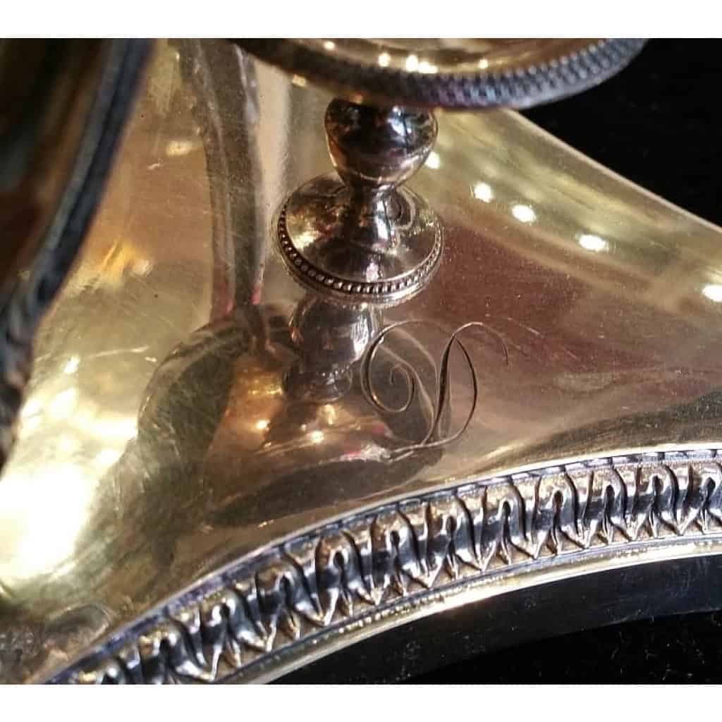 BONBONNIÈRE EN ARGENT DE FORME ATHÉNIENNE PAR JEAN-BAPTISTE-CLAUDE ODIOT | Biron BONBONNIÈRE EN ARGENT DE FORME ATHÉNIENNE PAR JEAN-BAPTISTE-CLAUDE ODIOT