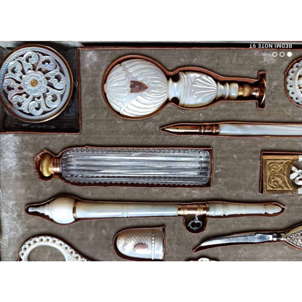 NECESSAIRE DE DAME, CADEAU DE LA DUCHESSE DE BERRY | Biron NECESSAIRE DE DAME, CADEAU DE LA DUCHESSE DE BERRY 