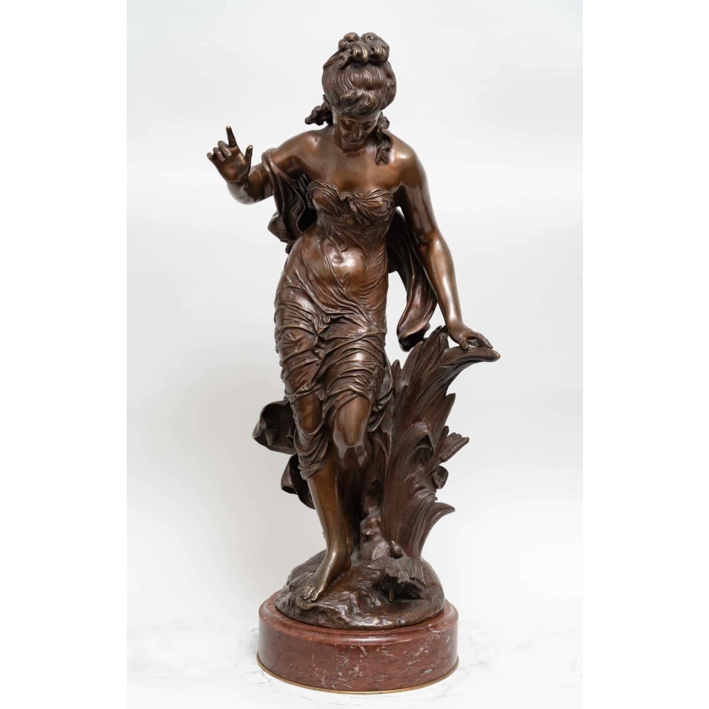 Femme à l'oiseau par Louis Auguste MOREAU, Circa 1890.