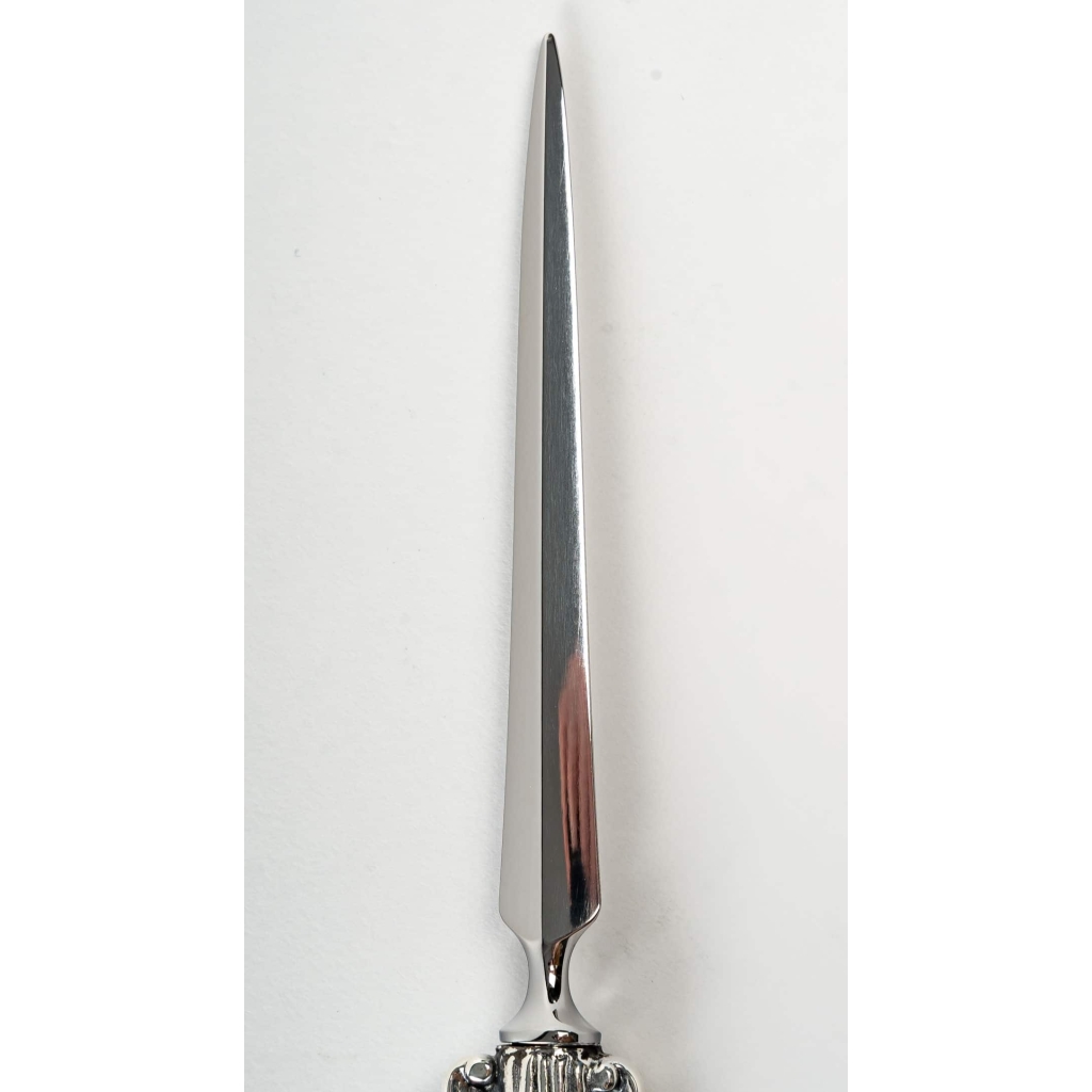 Coupe papier en bronze argenté, XXème siècle | Biron Coupe papier en bronze argenté, XXème siècle