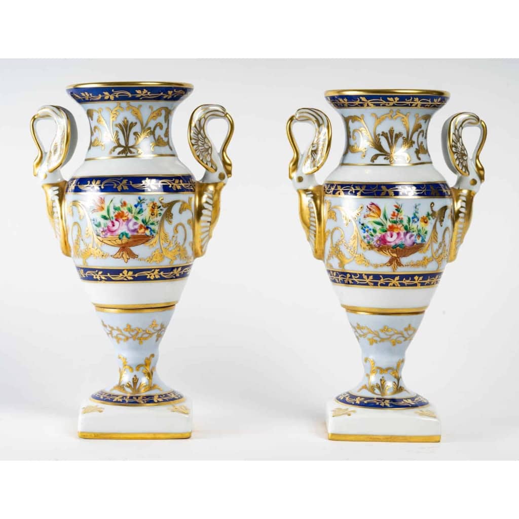 Paire de vases directoires Le Tallec, à motifs Baron Jourdan | Biron |||||||||