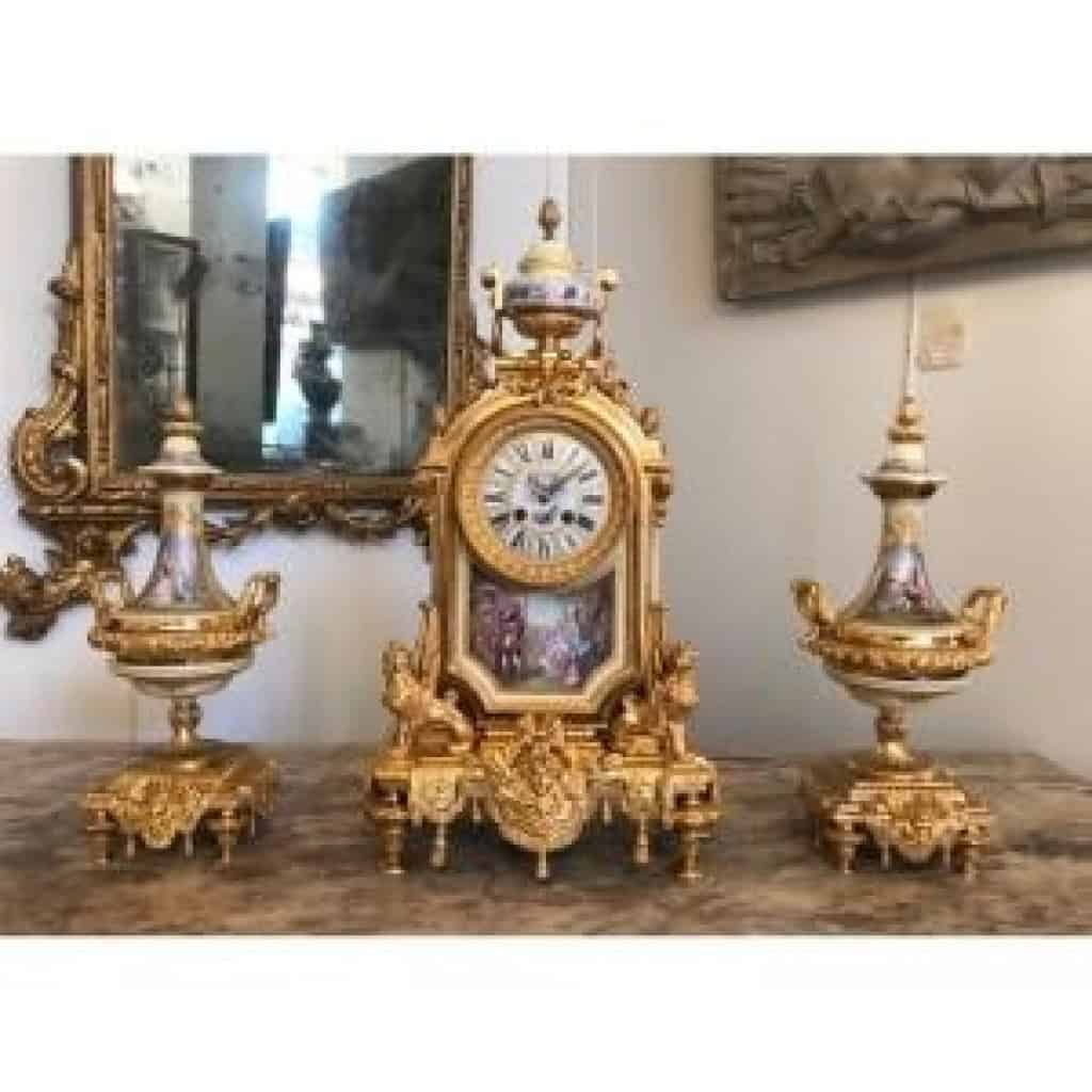 Garniture De Cheminée En Bronze Doré Et Porcelaine, époque Napoléon III | Biron Garniture De Cheminée En Bronze Doré Et Porcelaine, époque Napoléon III