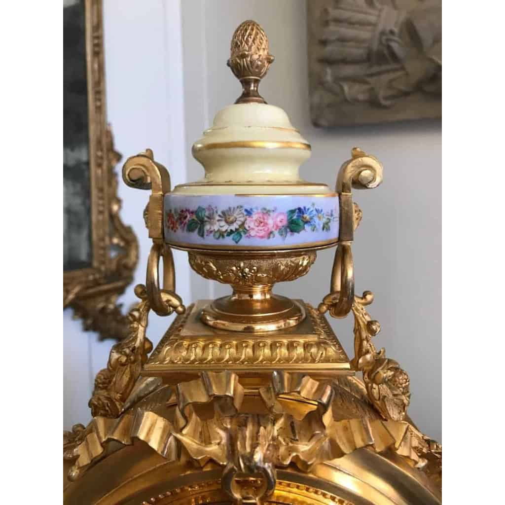 Garniture De Cheminée En Bronze Doré Et Porcelaine, époque Napoléon III | Biron Garniture De Cheminée En Bronze Doré Et Porcelaine, époque Napoléon III